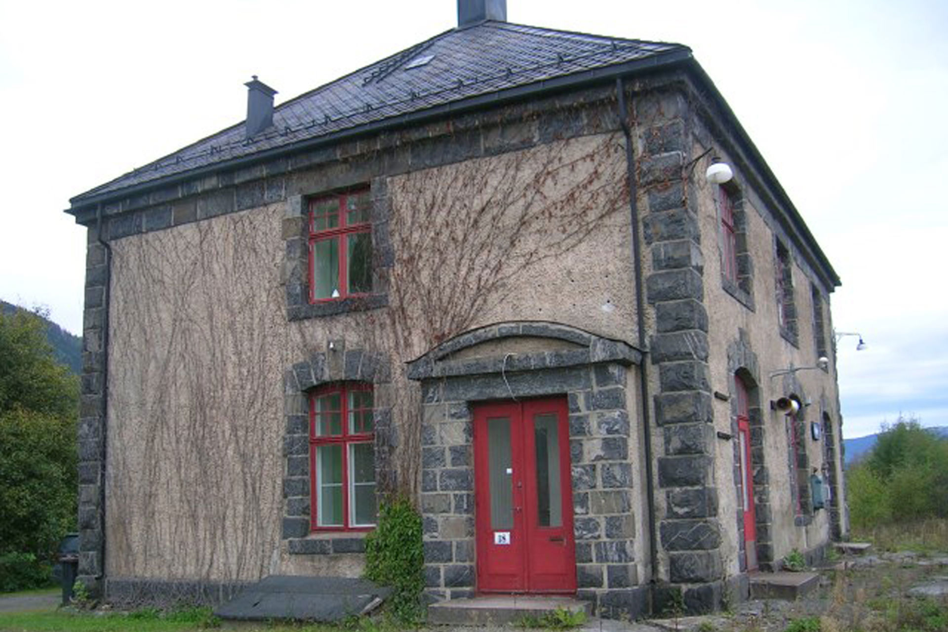 Stasjonsbygningen på Fåberg stasjon