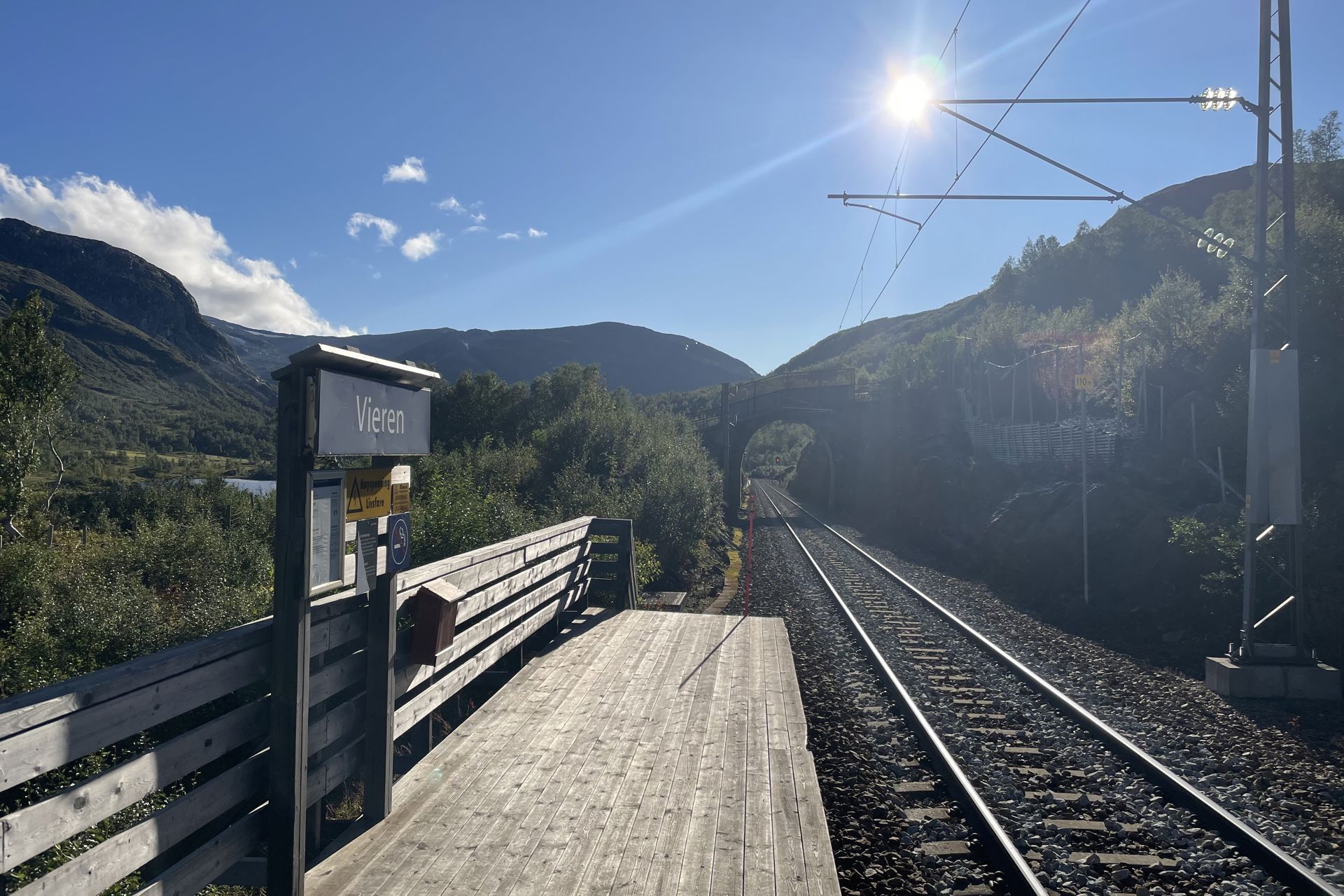 Eksteriørfoto av Vieren stasjon